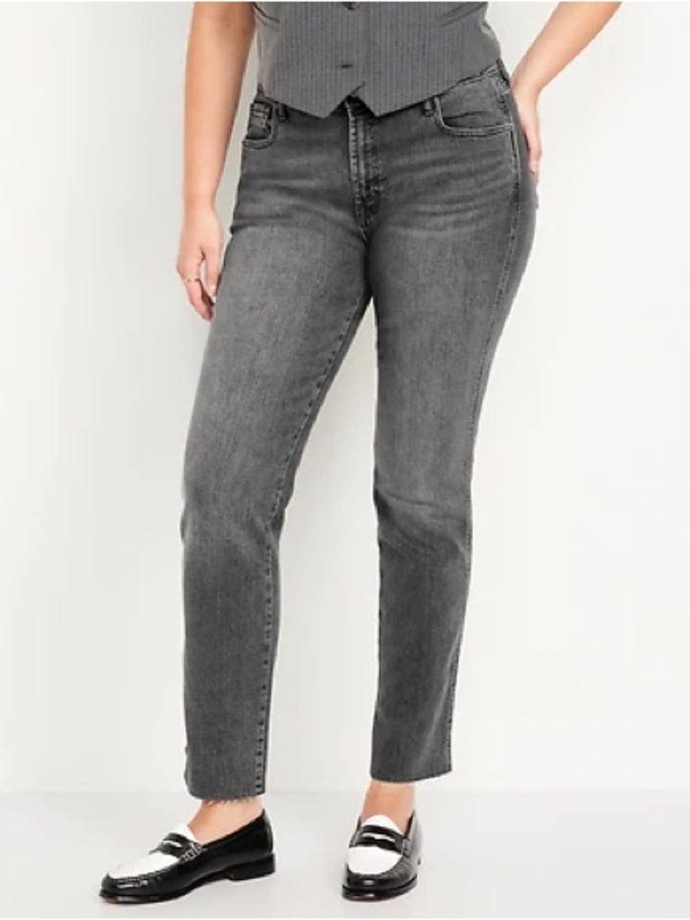 Old Navy Mid-Rise Ankle Jeans in Faded Black Wash